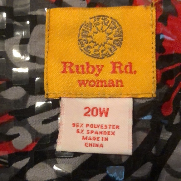 Ruby Rd button down short top - Picture 5 of 7